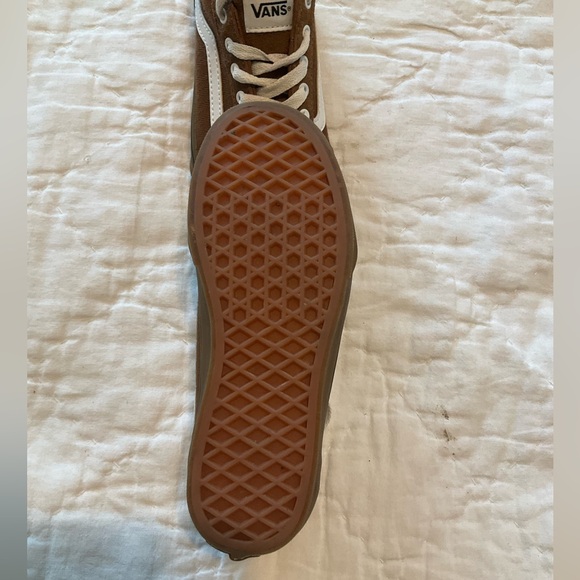 Vans sued boys shoes - Picture 2 of 5